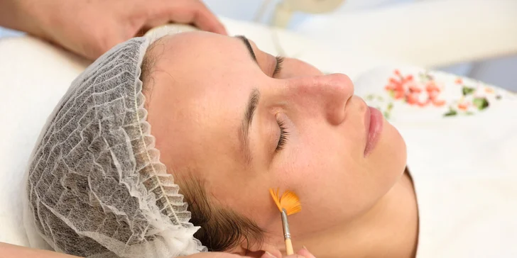 Manuálne hĺbkové čistenie alebo čistenie pleti ultrazvukom aj s masážou tváre