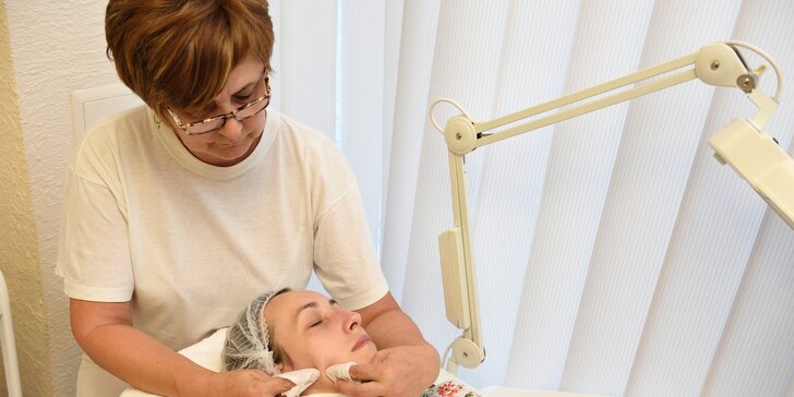 Manuálne hĺbkové čistenie alebo čistenie pleti ultrazvukom aj s masážou tváre