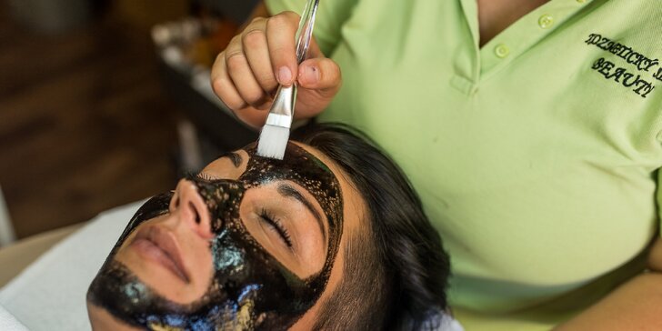 Aplikácia Anti age masky, masky zo zlata aj s masážou tváre, čistiacej čiernej masky alebo hĺbkové čistenie pleti ultrazvukom
