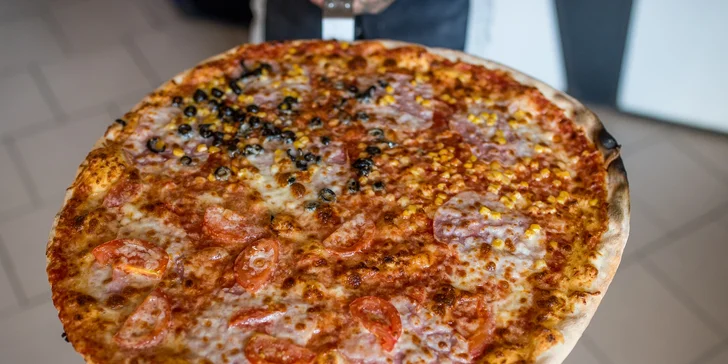 Pizza s talianskou receptúrou. Aj donáška!