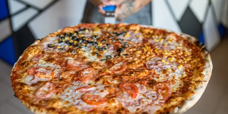 Pizza s talianskou receptúrou. Aj donáška!