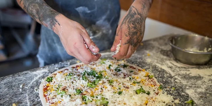 Pizza s talianskou receptúrou. Aj donáška!
