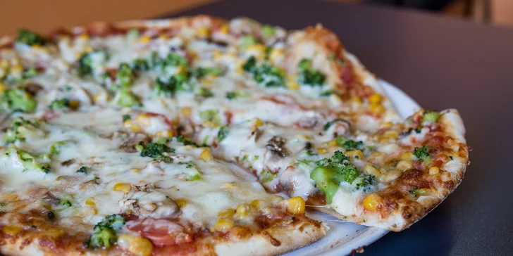Pizza s talianskou receptúrou. Aj donáška!