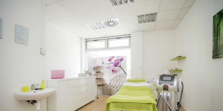 Liečba akné účinnou metódou E-light