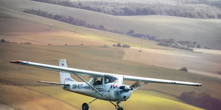 Let lietadlom Viper SD4 alebo Cessna 150 s možnosťou pilotovania