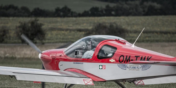 Let lietadlom Viper SD4 alebo Cessna 150 s možnosťou pilotovania