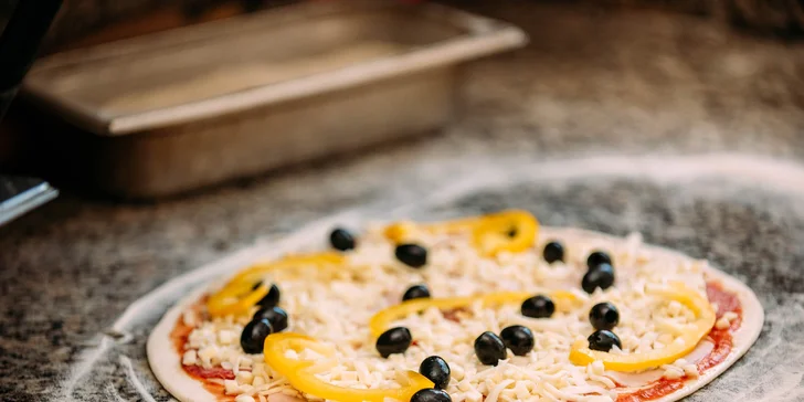 Výborná pizza so sebou, úsmev k nej zadarmo
