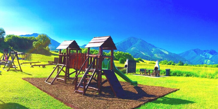 Jesenný wellness pobyt v Jasnej s výhľadom na hory pre páry aj rodiny s deťmi s množstvom aktivít a 50% zľavou do Aquaparkov