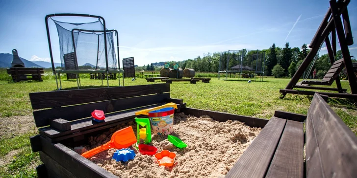 SKi & Wellness pobyt v Jasnej v moderných apartmánoch Hilson*** pre páry aj rodiny s deťmi s množstvom aktivít