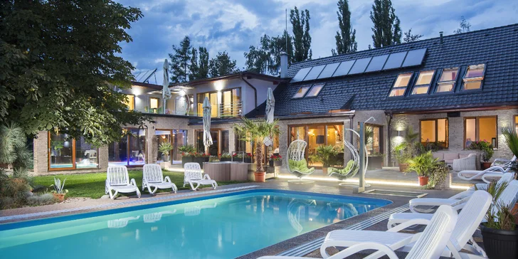 Bezpečný víkendový pobyt s neobmedzeným kúpaním a privátnym wellness v Aqua & Wellness Resort Alžbeta na Liptove