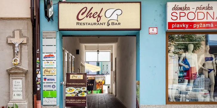 5 druhov burgerov aj s hranolčekmi, omáčkou a nápojom