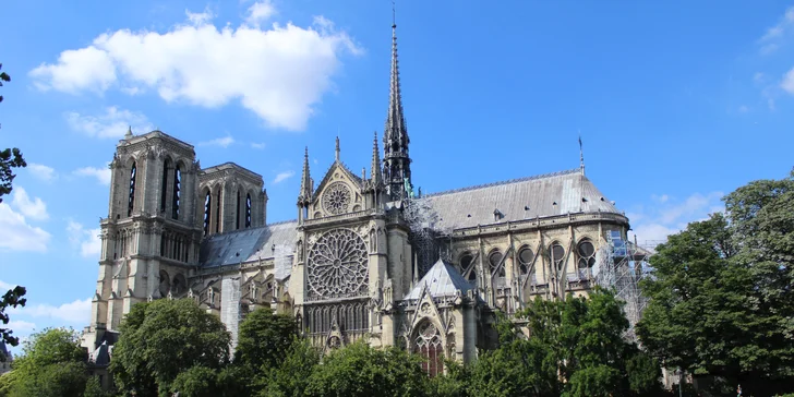 Paríž, hlavné mesto módy, lásky aj svetiel s návštevou Versailles