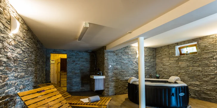 Vychýrený Slanícky dvor s privátnym wellness, bazénmi a aktivitami na brehu Oravskej priehrady + zľavami do Aquaparku