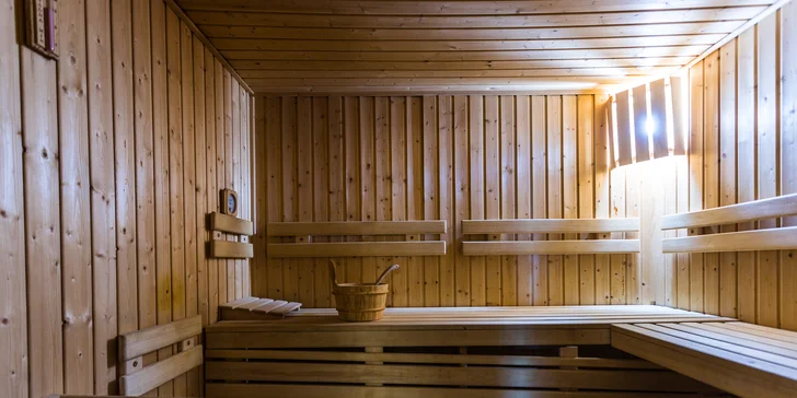 Vychýrený Slanícky dvor s privátnym wellness, bazénmi a aktivitami na brehu Oravskej priehrady + zľavami do Aquaparku