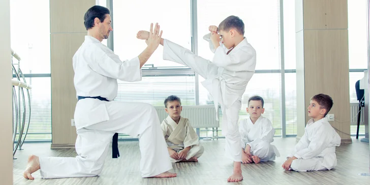 Kurzy karate a sebaobrany - pre deti, mužov aj ženy!