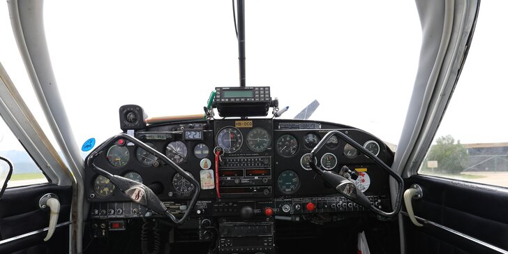 Vyhliadkový let lietadlom Piper PA-28 s možnosťou pilotovania