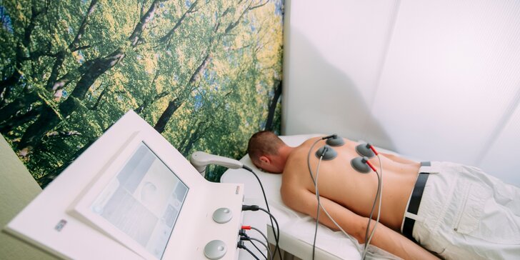 Vyšetrenie fyzioterapeutom s nastavením liečby, terapeutická masáž a mäkké techniky