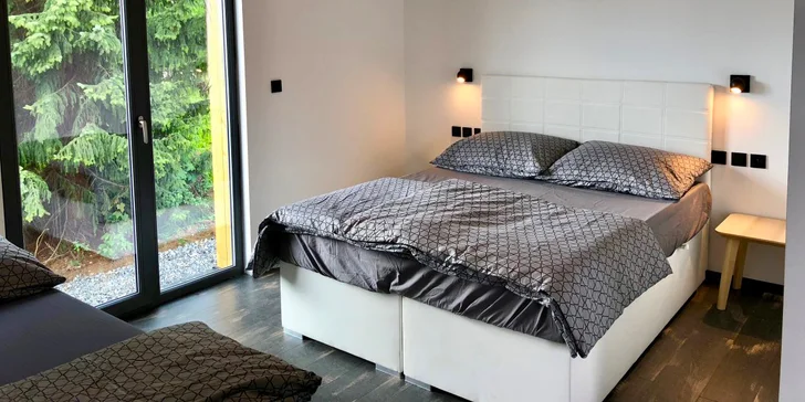 Retro chatky alebo moderné chatové apartmány až pre 10 osôb s možnosťou infrasauny