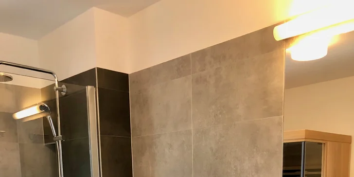 Retro chatky alebo moderné chatové apartmány až pre 10 osôb s možnosťou infrasauny