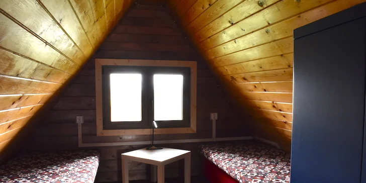 Retro chatky alebo moderné chatové apartmány až pre 10 osôb s možnosťou infrasauny