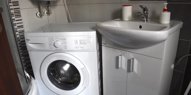 Retro chatky alebo moderné chatové apartmány až pre 10 osôb s možnosťou infrasauny