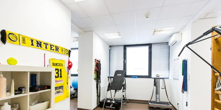 Cvičenie s fyzioterapeutom alebo lymfodrenáž