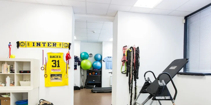 Cvičenie s fyzioterapeutom alebo lymfodrenáž