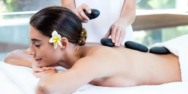 Masáž lávovými kameňmi alebo havajská masáž od profi fyzioterapeuta