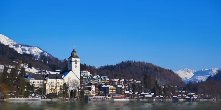 Adventný Salzburg: jazero Wolfgangsee, dedinky St. Wolfgang, St. Gilgen, Hallstatt + vianočné trhy