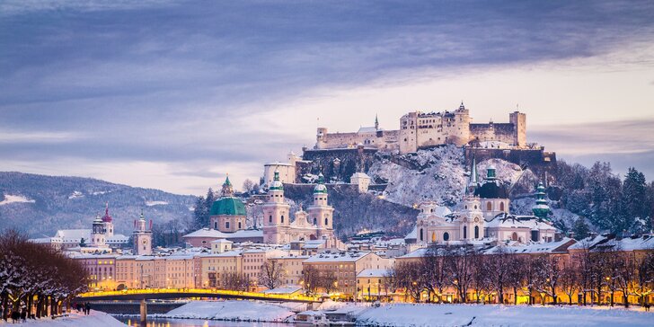 Zájazd do Salzburgu v znamení adventných sviatkov: Hallstatt, Mozart aj Wolfgangsee,