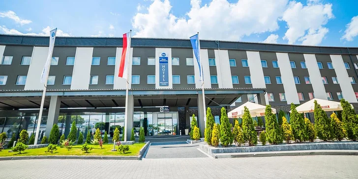4* pobyt v kráľovskom Krakove: ubytovanie s raňajkami, bazén a sauna