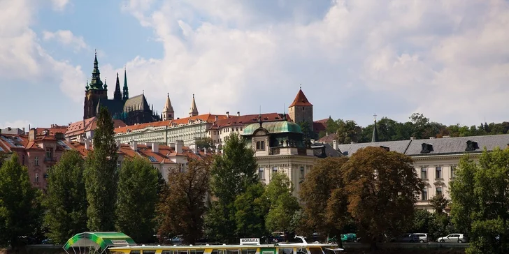 Plavba ako darček: Úžasný výhľad a obed alebo večera na palube