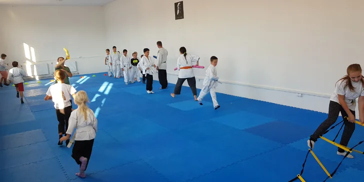 Permanentka na kurz sebaobrany pre ženy, mužov alebo deti. Aj skúšobný tréning!