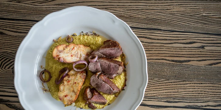 Kačacie prsia sous vide s hokkaido krémom a gazdovskými zemiakmi