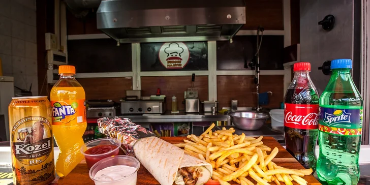 Šťavnatý burger, hotdog či yufka
