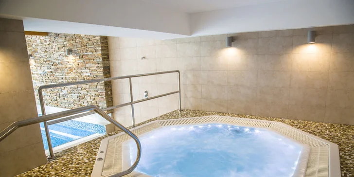 Jar v Beskydách s neobmedzeným wellness, polpenziou aj turistikou