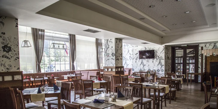 Jar v Beskydách s neobmedzeným wellness, polpenziou aj turistikou