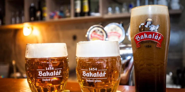 Pivo Bakalář alebo čierne lávové pivo Bernard