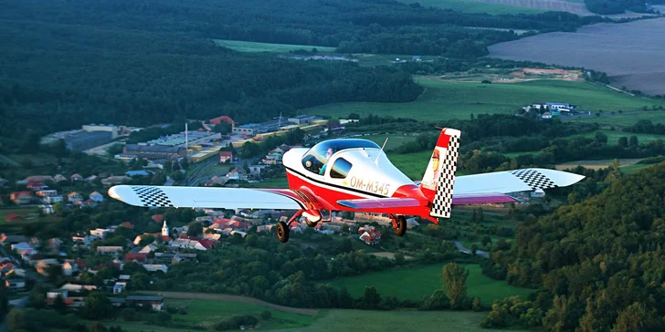 Zážitkový let lietadlom Viper SD4 s možnosťou pilotovania na skúšku