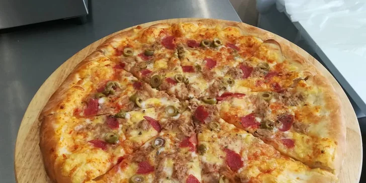 Chrumkavá pizza so sebou
