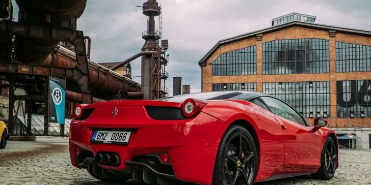 Adrenalínová jazda na Ferrari či Lamborghini!