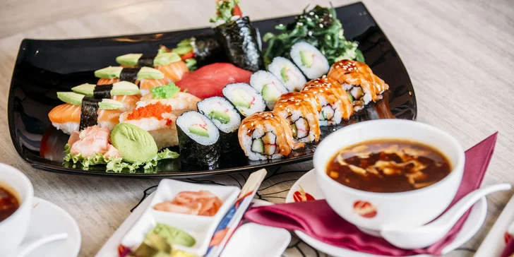 Chutné sushi menu pre 1 alebo 2 osoby v obľúbenom Sunshine