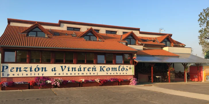 Oddych v Penzióne Komlóš so vstupom do termálneho kúpaliska Horné Saliby