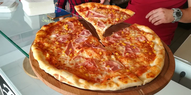 Chrumkavá pizza so sebou