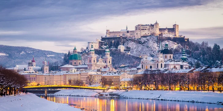 Rozprávkový advent v Salzburgu a na jazere Wolfgangsee a pochod čertovských družín