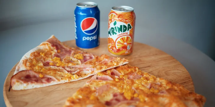 Chrumkavá pizza so sebou