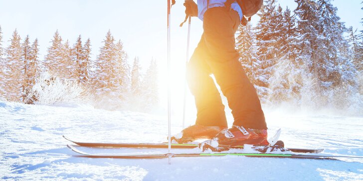 Požičanie lyžiarskeho výstroja pre deti, juniorov a dospelých