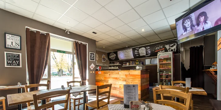 Poctivý burger podľa výberu s domácimi hranolkami