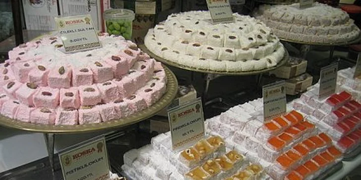 0,45 eur za pravú tureckú varenú kávu a „turecký zázrak“! Príďte si vychutnať lahodný orientálny nápoj a zamaškrťte si na originálnej želé kocke, so zľavou 62%!