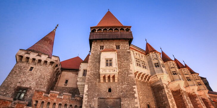 Záhadná a nepoznaná Transylvánia - objavte Draculov hrad, soľnú baňu Turda Salina či rozprávkový zámok Peleš